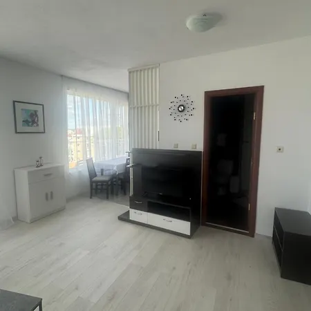 Yassen Apartment