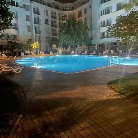 Yassen Апартамент